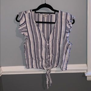 Beach button down shoulder cut shirt with tie